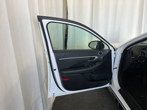 Used 2023 Hyundai Sonata SEL FWD image 17