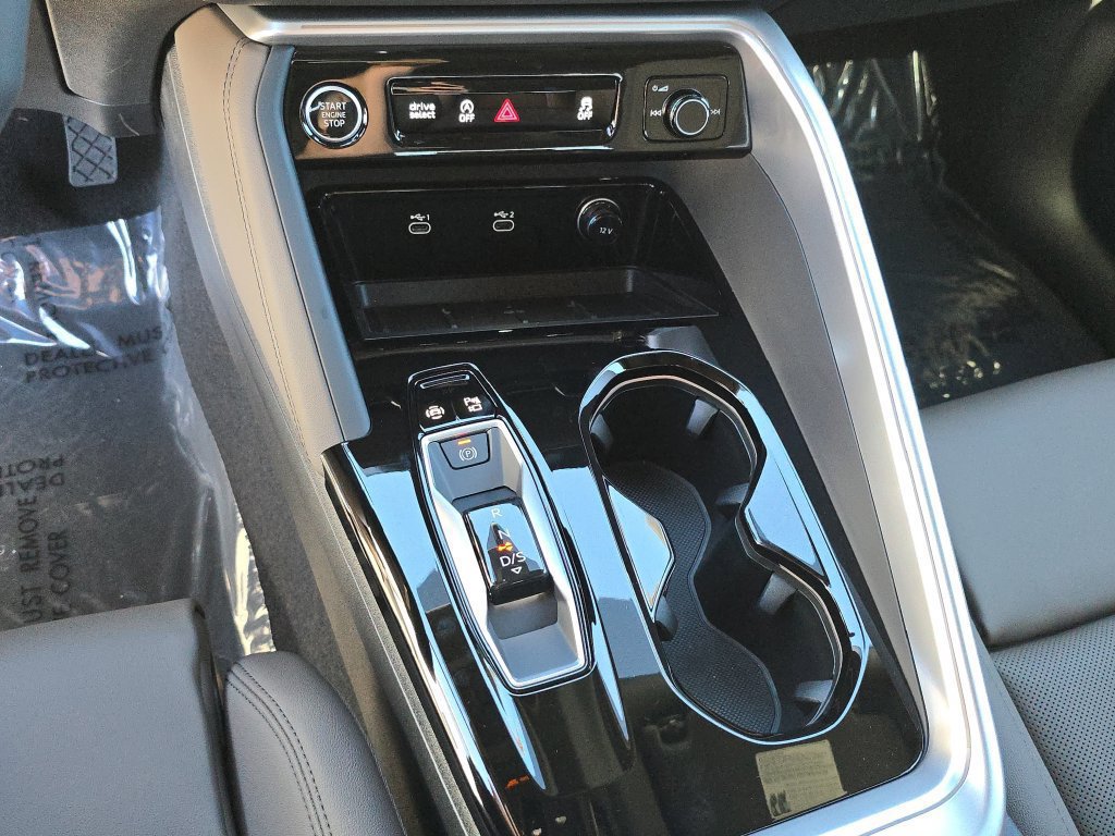 Used 2025 Audi Q5 Premium Plus w/ Premium Plus AWD/4WD image 28