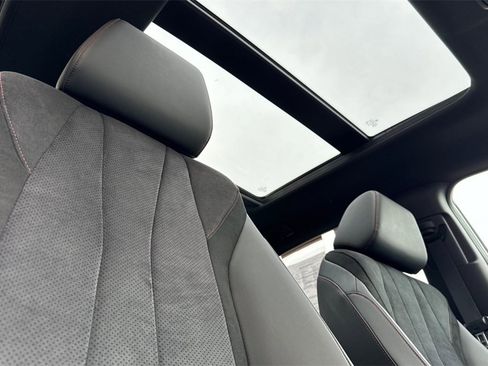 Certified 2025 Acura ADX A-Spec image 21