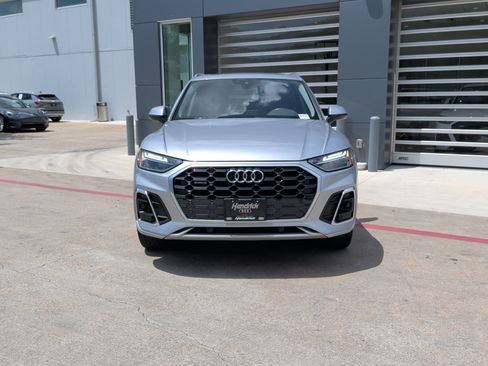 Certified 2023 Audi Q5 2.0T Premium w/ Convenience Package AWD/4WD image 3
