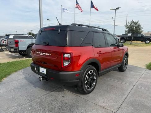 Used 2022 Ford Bronco Sport Outer Banks w/ Tech Package AWD/4WD image 7