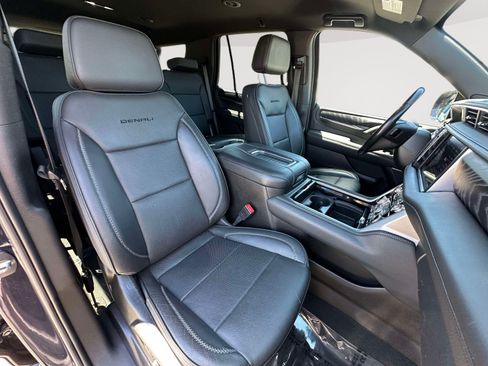Used 2021 GMC Yukon Denali AWD/4WD image 24
