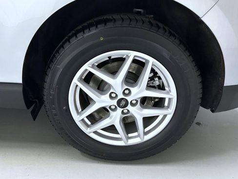 Used 2024 Ford Edge SEL image 22