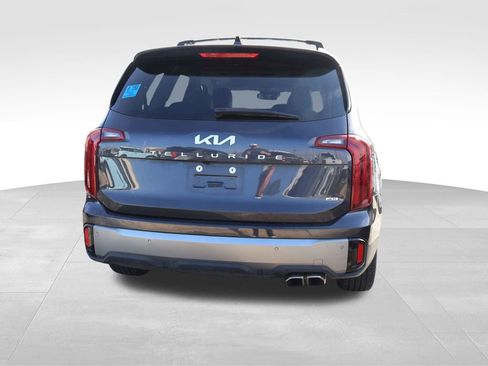 Used 2025 Kia Telluride S image 17