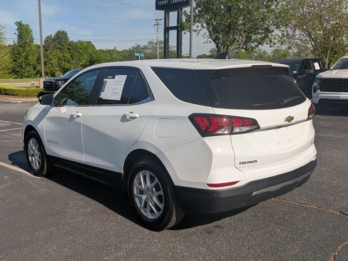 Certified 2024 Chevrolet Equinox LT w/ LPO, Floor Liner Package FWD image 7