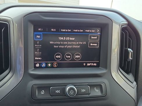 Certified 2020 Chevrolet Silverado 1500 Custom w/ Custom Value Package AWD/4WD image 14