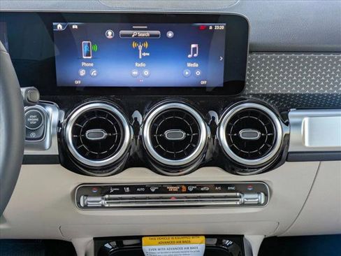 New 2026 Mercedes-Benz GLB 250 image 14