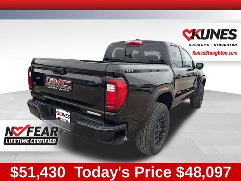 New 2026 GMC Canyon Elevation w/ Convenience Package image 12