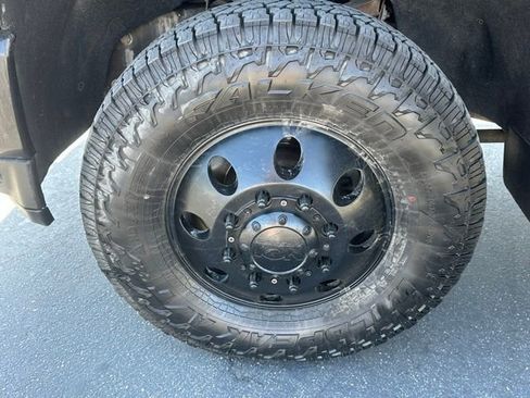 Used 2022 Chevrolet Silverado 3500 High Country AWD/4WD image 33