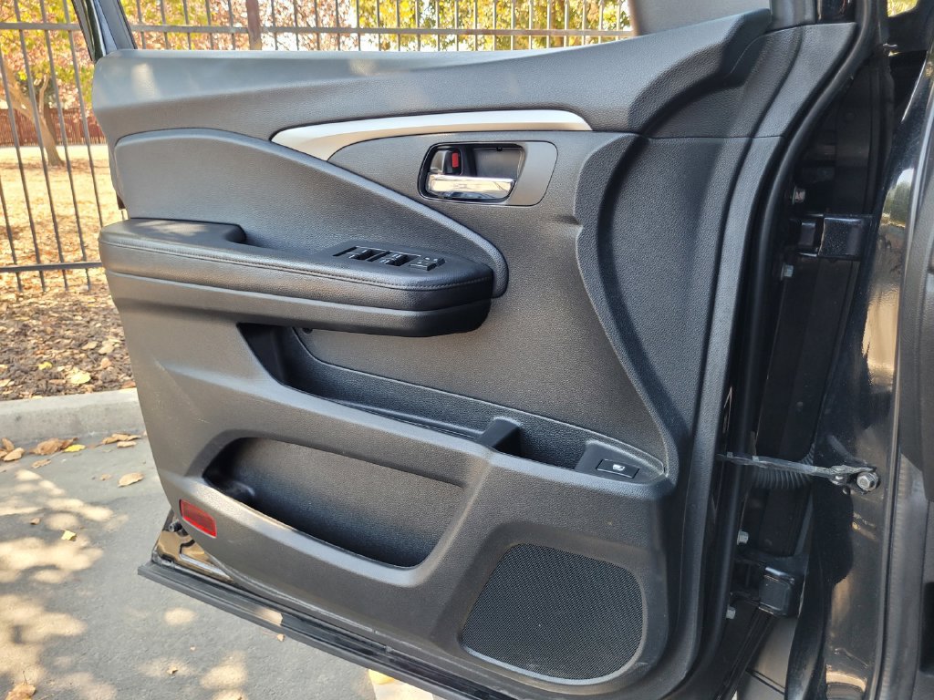 Used 2019 Honda Passport Sport image 25