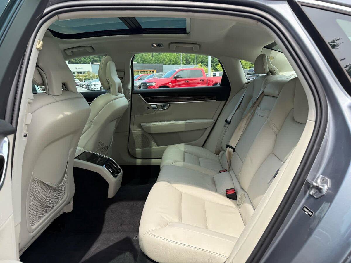 Used 2018 Volvo S90 T5 Momentum AWD/4WD image 26