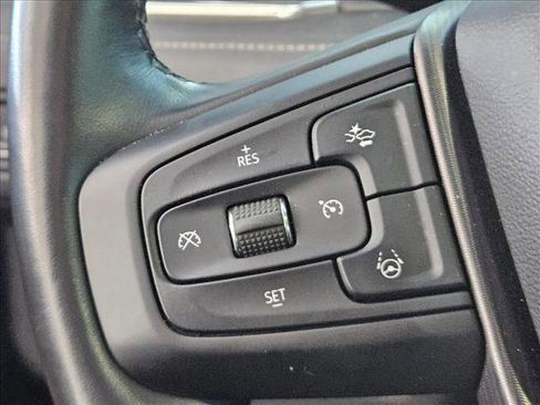 Used 2023 GMC Yukon Denali Ultimate image 11