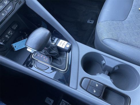 Used 2019 Kia Niro EX image 21