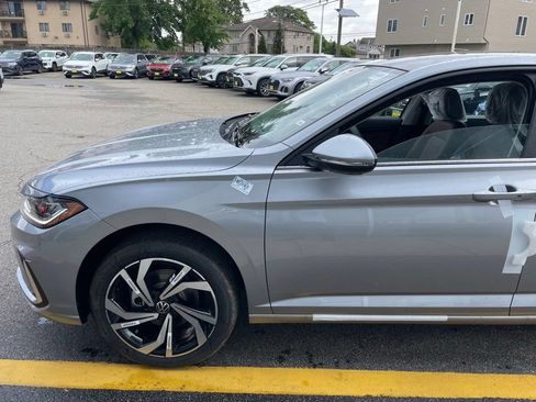 New 2026 Volkswagen Jetta SEL FWD image 14