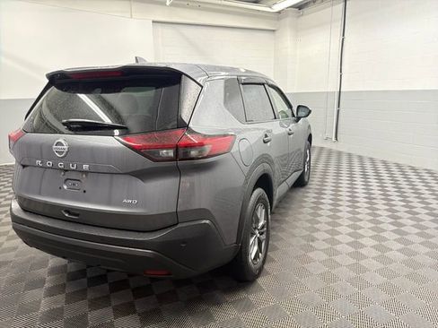 Used 2021 Nissan Rogue S AWD/4WD image 10