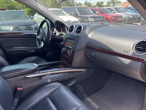 Used 2009 Mercedes-Benz ML 63 AMG 4MATIC image 17