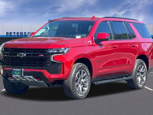 Certified 2024 Chevrolet Tahoe Z71 w/ Luxury Package AWD/4WD image 8