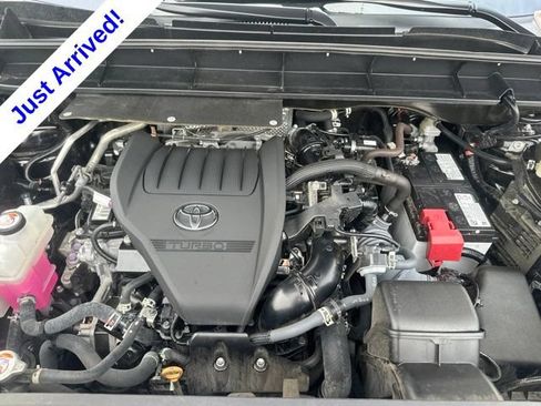 Used 2023 Toyota Highlander XSE FWD image 34