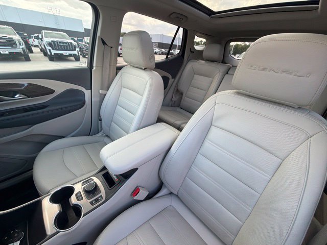 Certified 2022 GMC Terrain Denali w/ Denali Premium Package AWD/4WD image 19