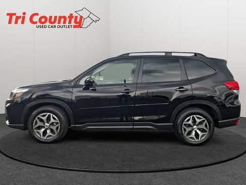 Used 2020 Subaru Forester Premium AWD/4WD image 5