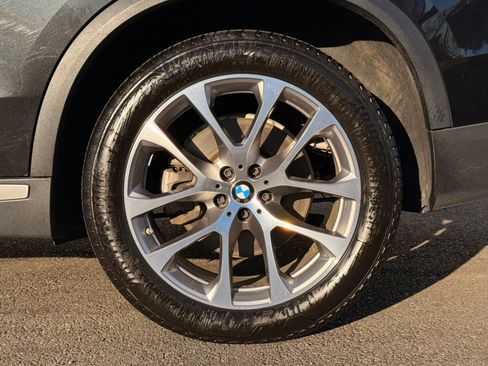 Used 2019 BMW X5 xDrive40i w/ Convenience Package image 49