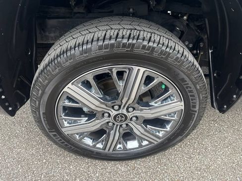 Used 2024 Toyota Tundra Capstone AWD/4WD image 14