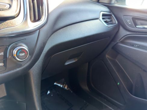 Used 2022 Chevrolet Equinox LT image 34