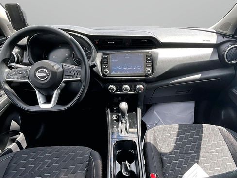 Used 2023 Nissan Kicks SV FWD image 14