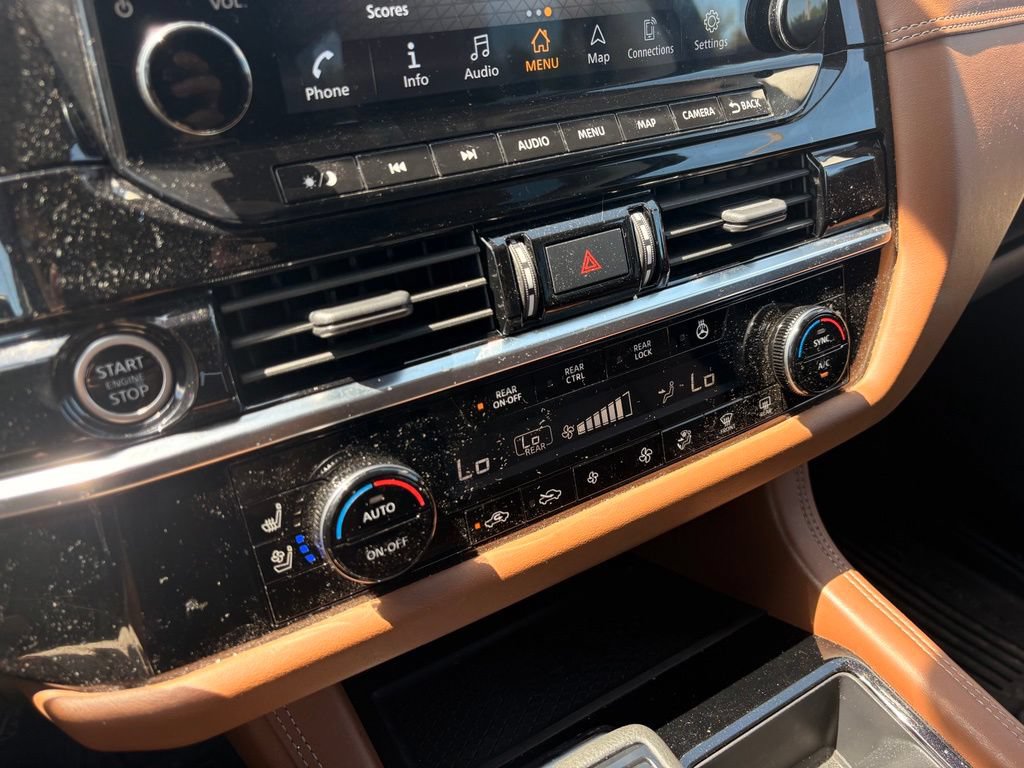 Used 2023 Nissan Pathfinder Platinum AWD/4WD image 18