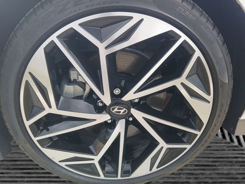 Used 2025 Hyundai Ioniq 6 SEL RWD image 9