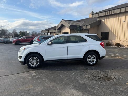 Used 2017 Chevrolet Equinox LS image 7