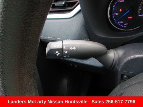 Used 2024 Toyota RAV4 XLE image 26