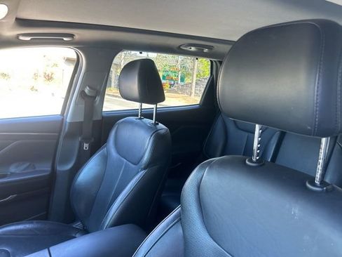 Used 2021 Hyundai Santa Fe SEL w/ Convenience + Premium Package image 10