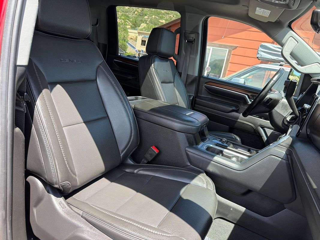 Used 2024 GMC Sierra 3500 Denali w/ Denali Reserve Package AWD/4WD image 20