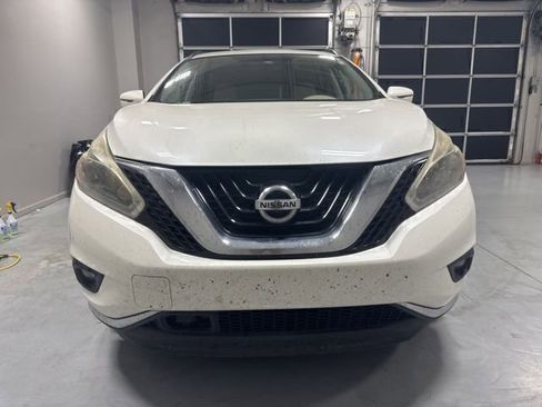 Used 2018 Nissan Murano SV w/ Premium Package FWD image 3