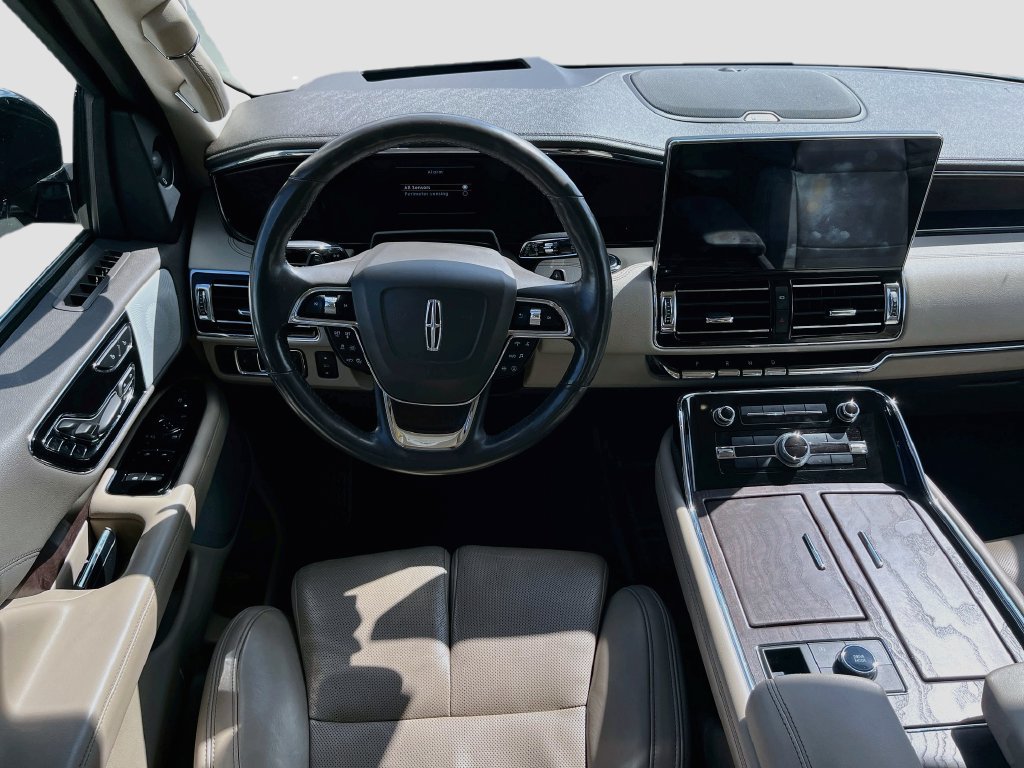 Used 2022 Lincoln Navigator L Reserve AWD/4WD image 24