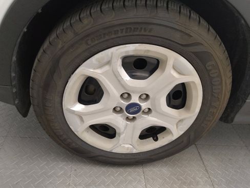 Used 2019 Ford Escape S FWD image 31