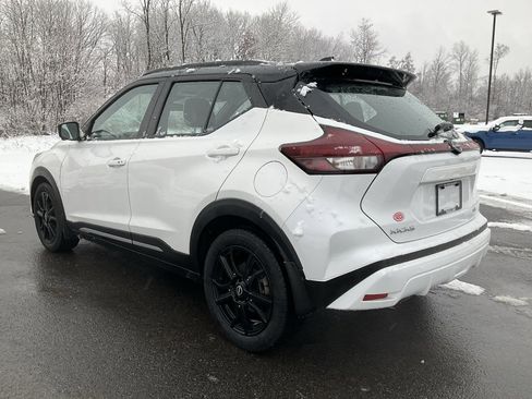 Used 2023 Nissan Kicks SR w/ SR Premium Package image 29