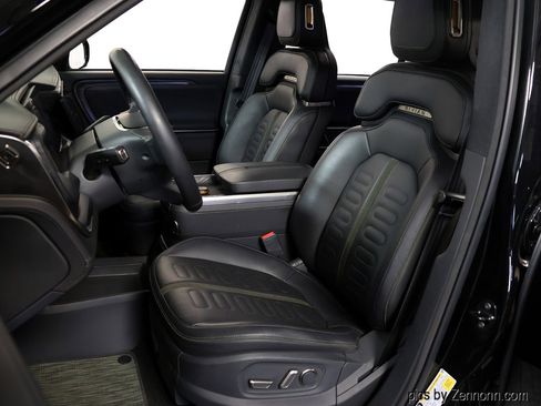 Used 2023 Rivian R1S Launch Edition image 11