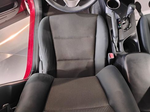 Used 2015 Toyota RAV4 LE FWD image 48