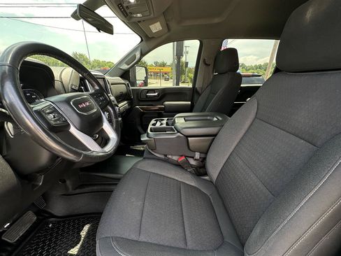 Used 2022 GMC Sierra 3500 SLE w/ SLE Value Package AWD/4WD image 11