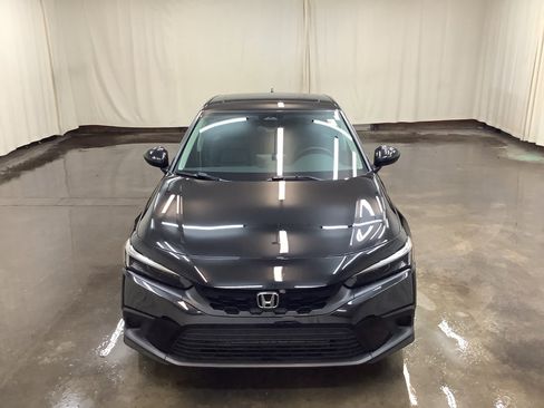 Used 2024 Honda Civic EX-L image 3