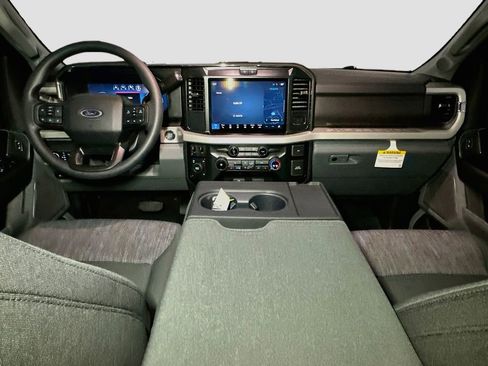 New 2026 Ford F350 XLT w/ XLT Premium Package AWD/4WD image 10