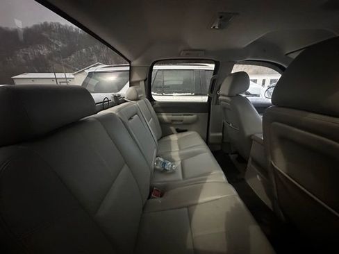 Used 2011 GMC Sierra 1500 SLE w/ Power Tech Package image 12