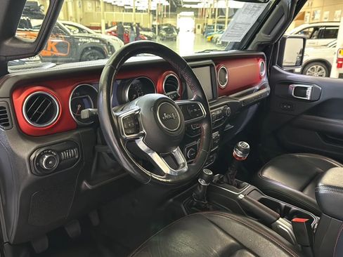 Used 2018 Jeep Wrangler Unlimited Rubicon image 13