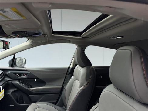 New 2025 Subaru Crosstrek 2.5i Limited image 11