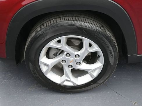 Used 2024 Chevrolet Trax LS w/ LS Convenience Package image 25