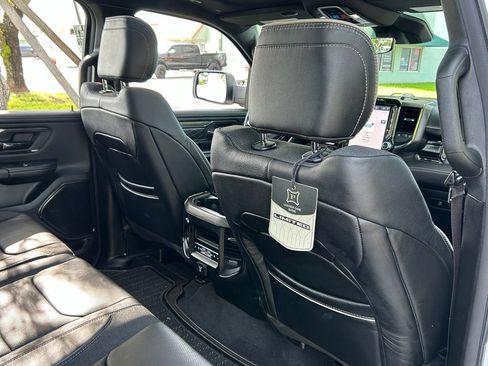 Used 2025 RAM 1500 Limited AWD/4WD image 51
