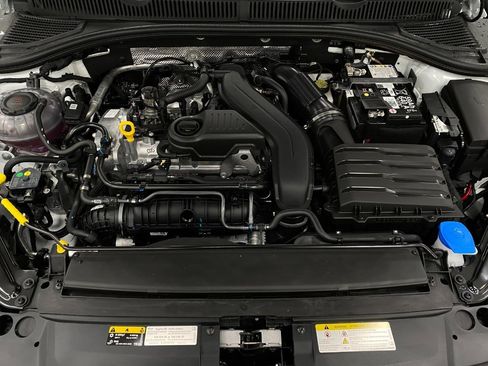 New 2026 Volkswagen Jetta SE image 10