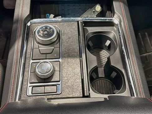 Used 2022 Ford Expedition Max Limited AWD/4WD image 16